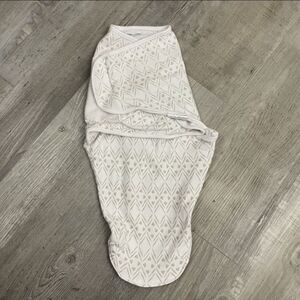 Aden + Anais Gender Neutral 0-3 months Swaddle